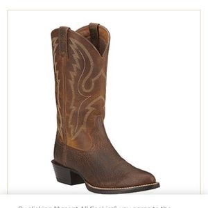 NWOT Ariat  Men’s Sport R Toe Western Boots